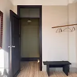 Sunny 2 Bedroom In The Center *